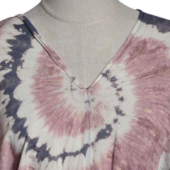 Tie-Dye Pink And Blue V-Neck Women's Crop Top - Picture 2 of 6